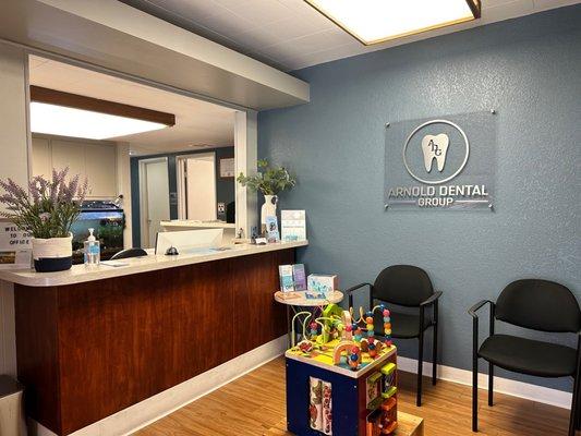 Arnold Dental Group