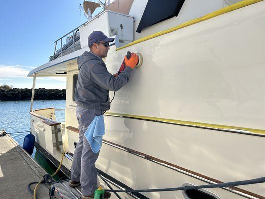 Looking boat wax near me, Bellingham, Blaine, Semiahmoo, Birch Bay, Ferndale? We offer a wide variety of boat detail services.