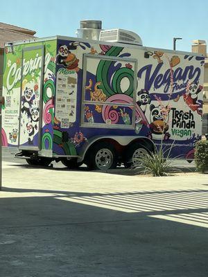 Trash Panda Vegan Truck packing it up for the day.