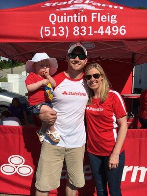 Quintin, Hanna and Ellie enjoying the parade.