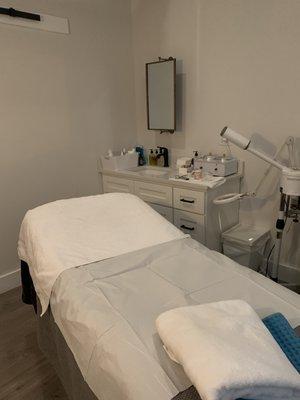 Facial room