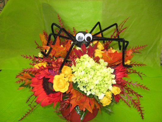 Cute Fall Design with "Charlotte" the spider!