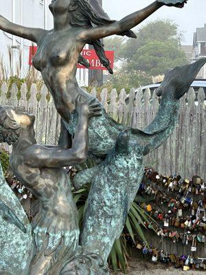 Statue and locks