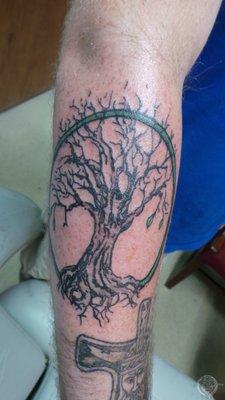 Ringed tree of life