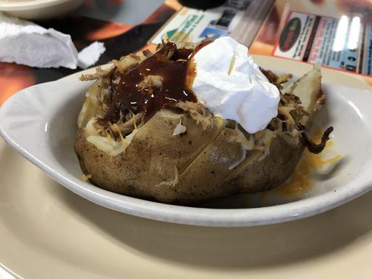 Loaded Tater w/ pulled pork