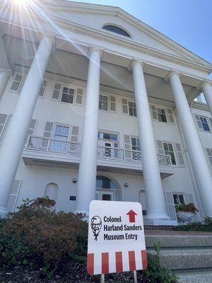 Entry Way to the Colonel Harland Sanders Museum