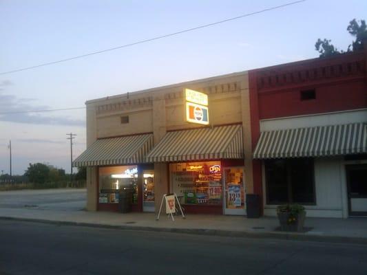 Main Street Beverage & Convenience Store