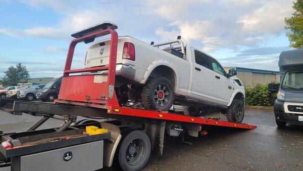 Flatbed or wrecker towing service is only one call away and fast eta