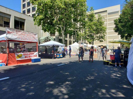 Food/drink vendors