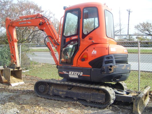 Kubota KX-121 Mini-excavator.