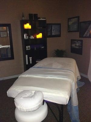 Enjoy a massage in a calm and relaxing setting.