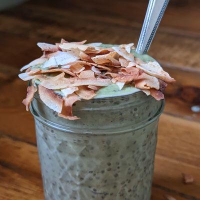 Matcha chia pudding