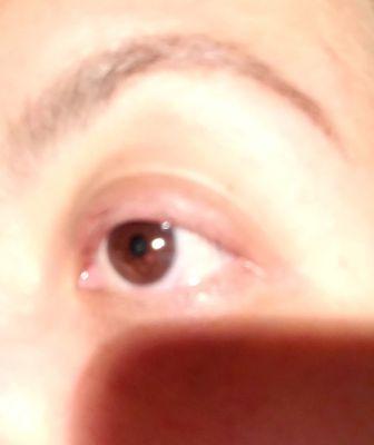 My eyelids were red and swollen, after finally removed the fake chucks from my lids, I barely got any my own lash left as well.