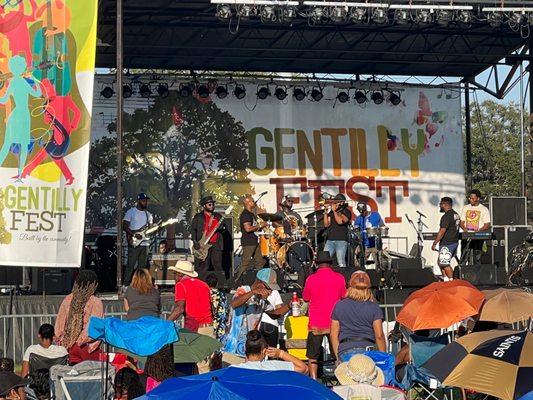 Mainstage at Gentilly Fest