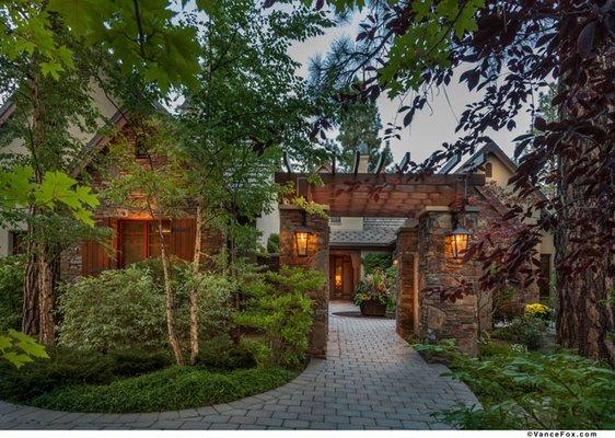 A beautiful entrance to a custom home built by LakeCrest Builders.