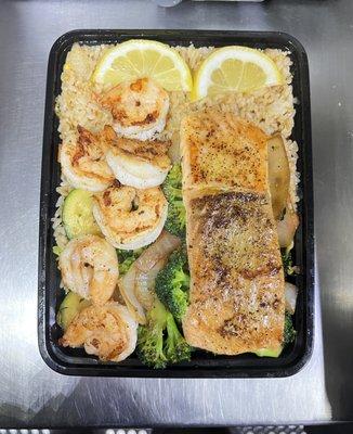 Salmon & Shrimp combo plate