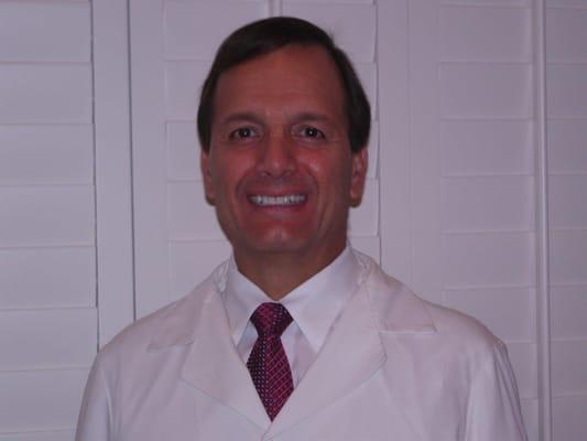 Dr. Luis G. Loweree