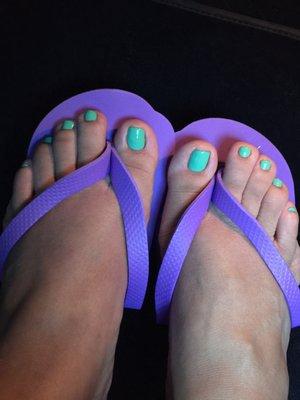 I love the service in this place always fast you never have to wait hours for a pedi I LOVE getting my pedicures here  I LOVE THE COLOR