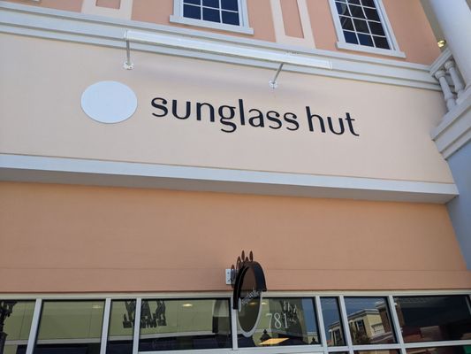 Sunglass Hut