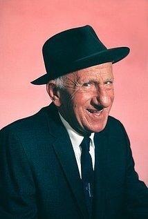 I bet Jimmy Durante would shop at TAP if he was alive today, and lived in Spring, and kept fish.