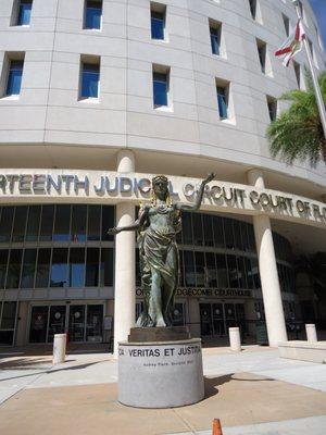 We're located just 15 minutes away from the Hillsborough County Courthouse!