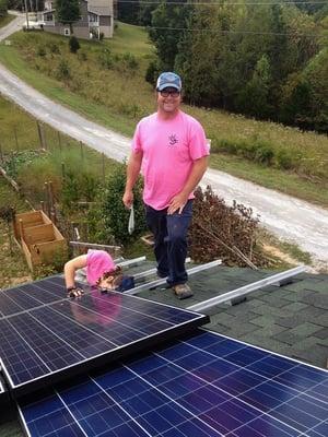 Brandt Womack installing residential solar panels in Oak Ridge TN by Sitara Electirc