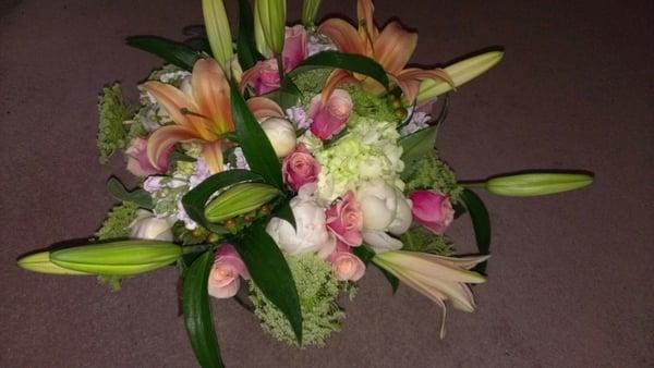 Rhythm & Blooms delivered a 2nd bouquet to address the review from 5/12/13 - much improved and appreciated.