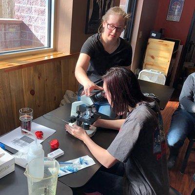 Teaching Pink Boots Fort Collins Chapter about yeast viability and cell counting!