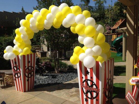 POPCORN WITH PROP ART ARCH