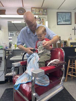 Ideal Barber Shop