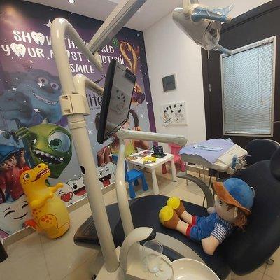 Kids dental room