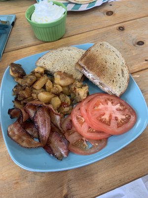 Custom breakfast platter.    Delicious!