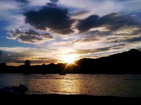 Sunset, Parker, AZ, La Paz County Park, Colorado River.