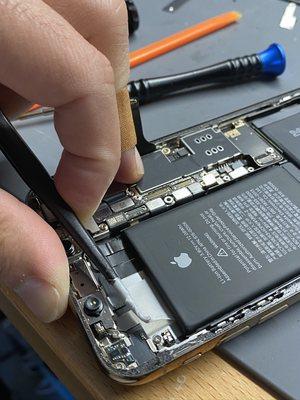 iPhone X Battery Replacement