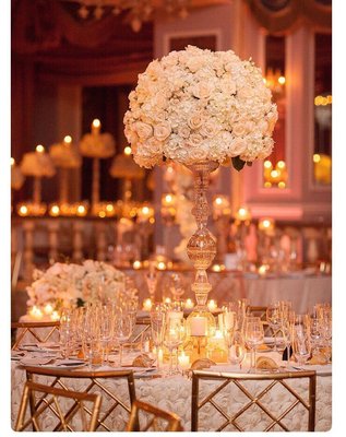 Guest table centerpieces