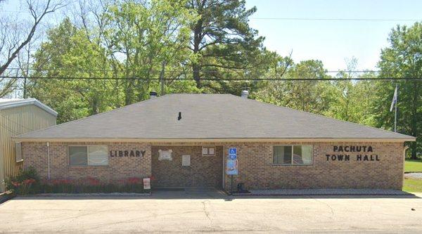 Pachuta Public Library and Pachuta Town Hall