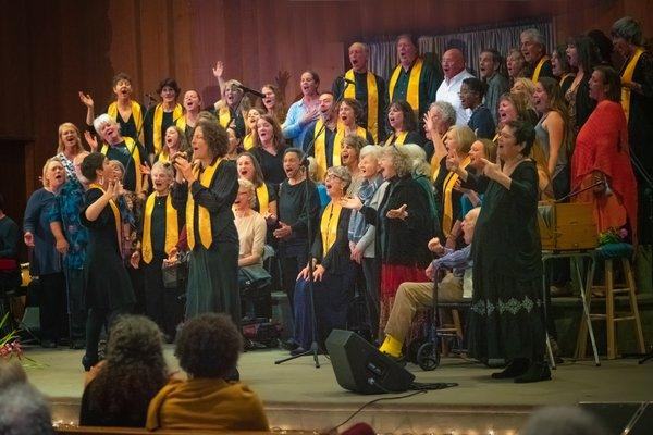 Inner Light's Concert RiSE: Healing Our World One Song at a Time