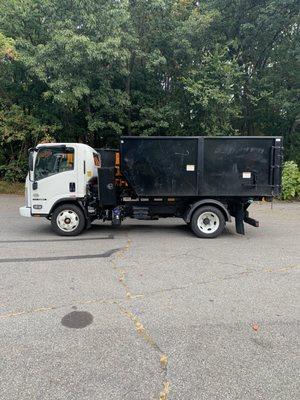 Dumpster truck