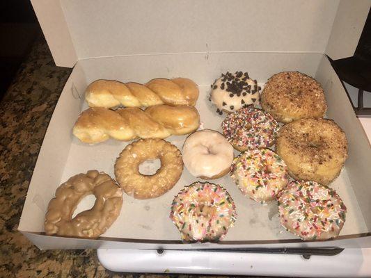 These are the donuts I got minus the 2 my dog ate...lol. Buy a dozen donuts, get an additional 2 for free.