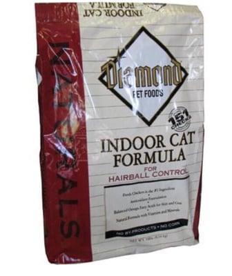 Diamond indoor cat provides ingredients that cater to your cats need.