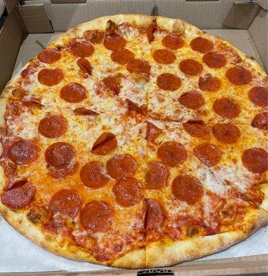 It was regular pepperoni and so good. Get the extra side of sauce.