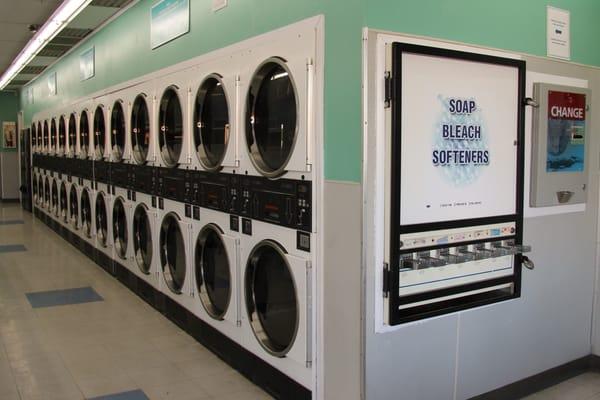 SuperClean Laundromats - Madera