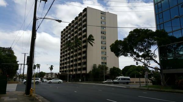 Punahou Circle Apartments