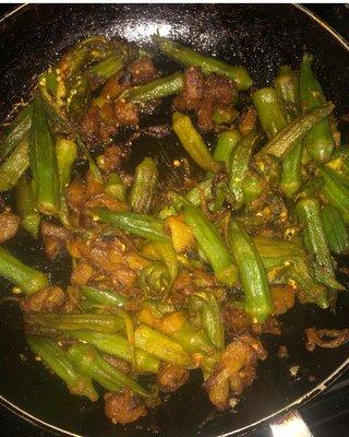 Bhindi ke sabzi (stir fried okra)