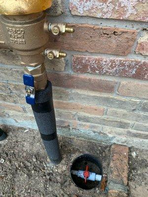 Backflow with isolation valve