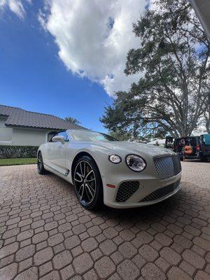 Bentley Receiving A Basic Monthly Wash