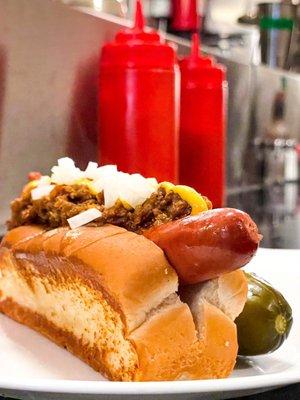 Plattsburgh hotdog with chili & onions