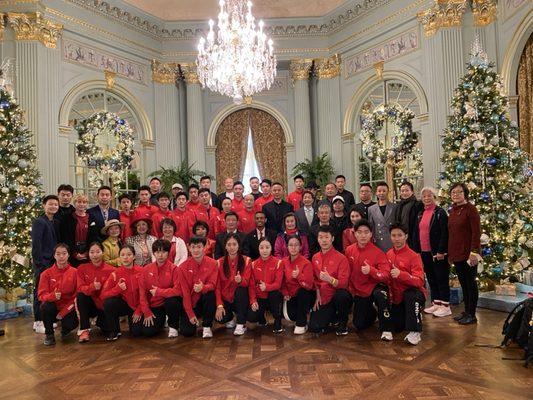 Group photo with Chinese National wushu team in Filoli historic house.