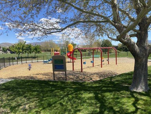 View of the whole playground.