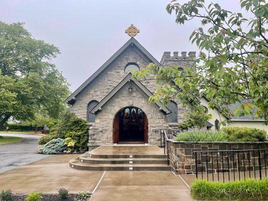 Street view of this beautiful little church